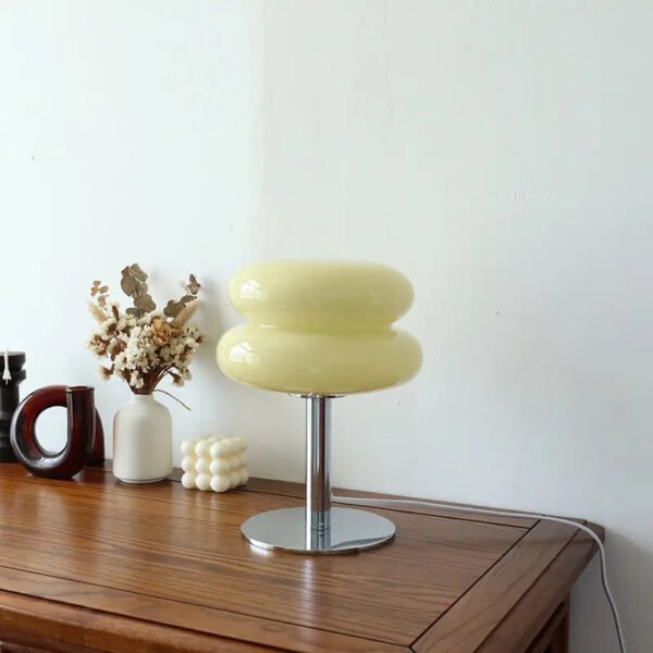 Stołowa lampa retro ze szklanym kloszem, ściemnianiem — żółta