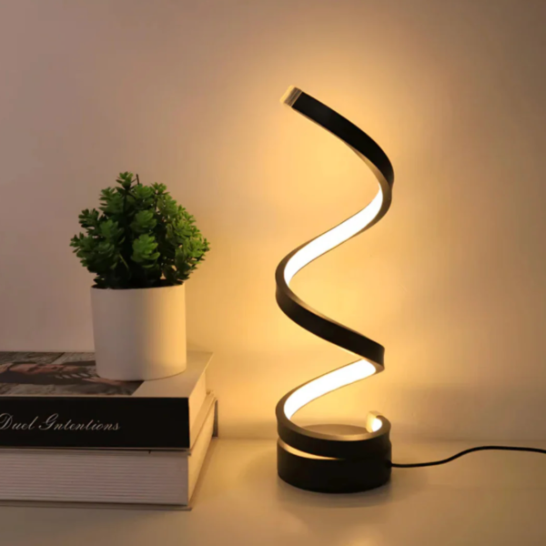 Spiralna lampka LED o nowoczesnej formie