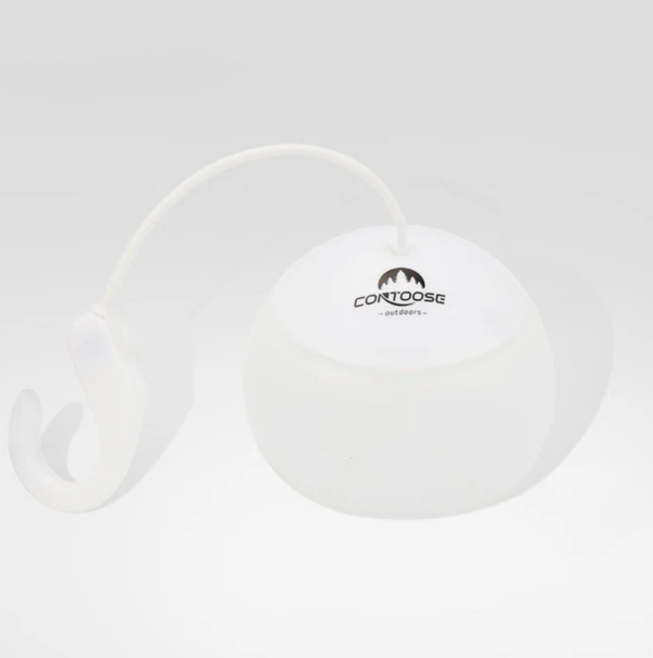 Biała lampa kempingowa LED z uchwytem, ładowana przez USB