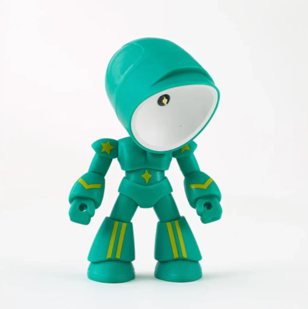 Dekoracyjna figurka robota z lampką LED — zielona